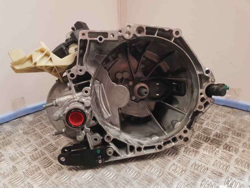 Recambio de caja cambios para peugeot 208 (p2) allure referencia OEM IAM 20R105 3013809 6VELOCIDADES