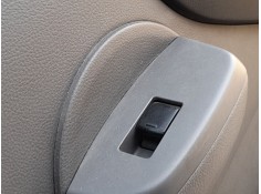 Recambio de mando elevalunas delantero derecho para nissan nv200 furgoneta 1.5 dci 85 (m20, m20m) referencia OEM IAM 254111FA0A 