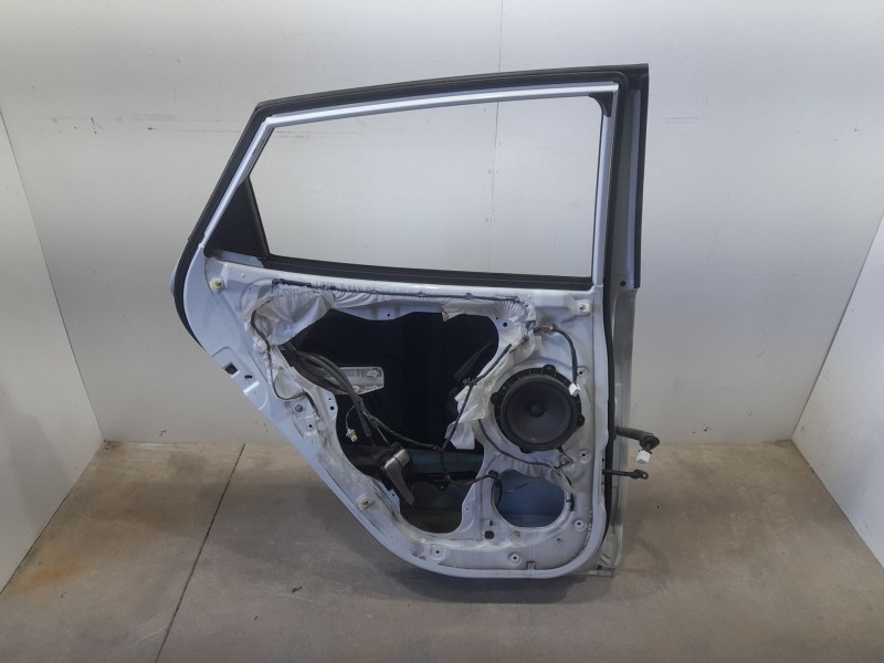 Recambio de puerta trasera izquierda para hyundai ix35 (lm, el, elh) 2.0 referencia OEM IAM 770032S040 ROZADA 