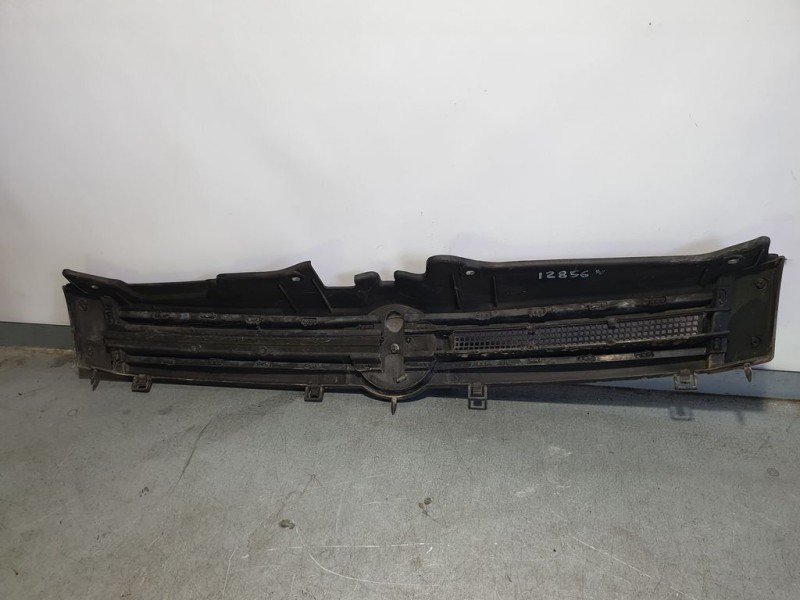 Recambio de rejilla delantera para fiat panda (169) 1.2 8v dynamic referencia OEM IAM   