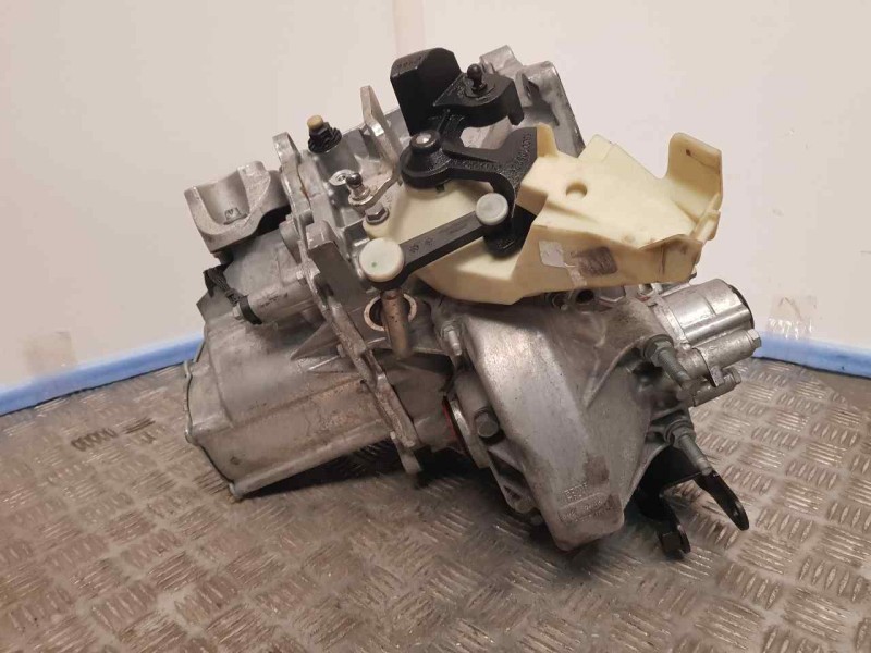 Recambio de caja cambios para peugeot 208 (p2) allure referencia OEM IAM 20R105 3013809 6VELOCIDADES