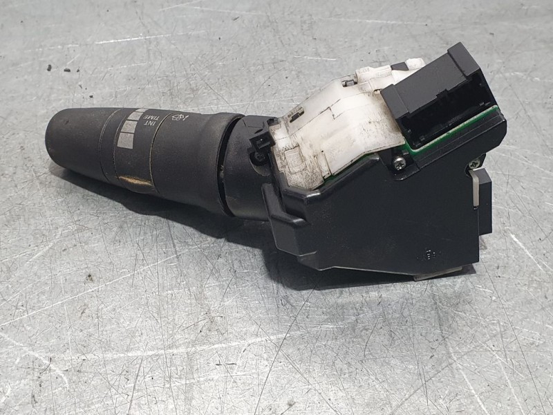 Recambio de mando limpia para nissan nv 200 (m20) kombi comfort referencia OEM IAM 25260EM30E  