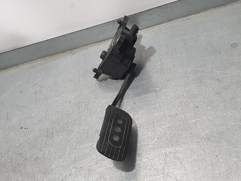Recambio de potenciometro pedal para nissan nv 200 (m20) kombi comfort referencia OEM IAM 18002BJ91A  CTS