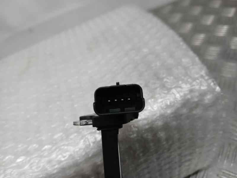 Recambio de caudalimetro para peugeot 208 (p2) allure referencia OEM IAM 9677093080 AFH50M27 HITACHI