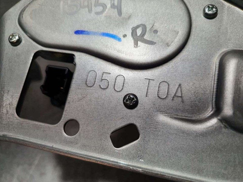 Recambio de motor limpia trasero para honda cr-v comfort 4x2 referencia OEM IAM SIN REF  