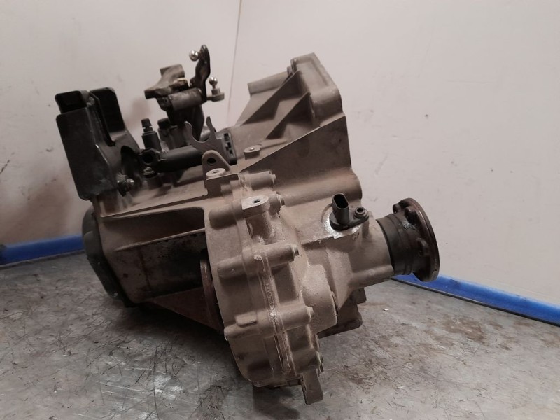 Recambio de caja cambios para volkswagen polo (9n3) edition referencia OEM IAM GEX 04102480949 VELOCIDADES