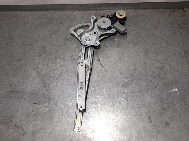 Recambio de elevalunas delantero derecho para toyota avensis (t27) advance referencia OEM IAM 8570102010 961920100 ELECTRICO 8 P