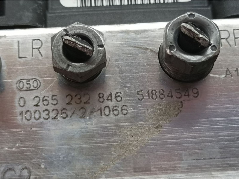 Recambio de abs para fiat nuova 500 (150) lounge referencia OEM IAM 51884549 0265232846 BOSCH