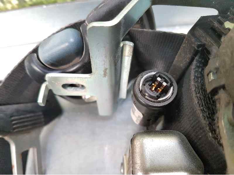 Recambio de pretensor airbag derecho para hyundai i10 classic referencia OEM IAM 888800X200  