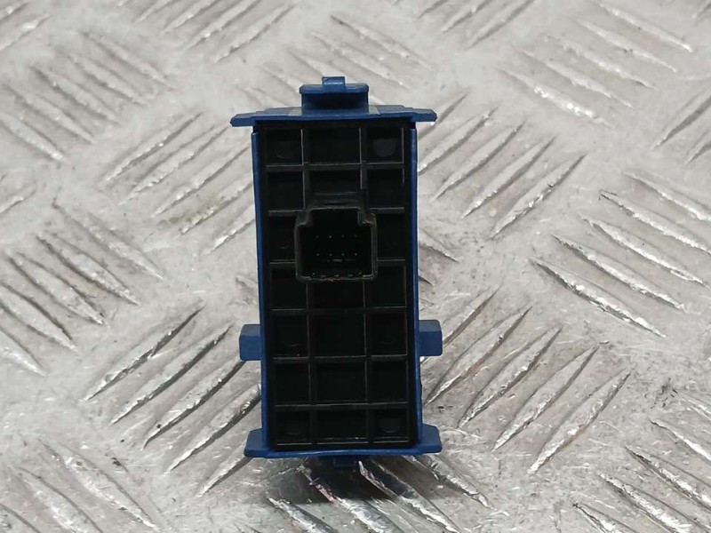 Recambio de mando elevalunas trasero derecho para toyota avensis (t27) advance referencia OEM IAM 8481005070  