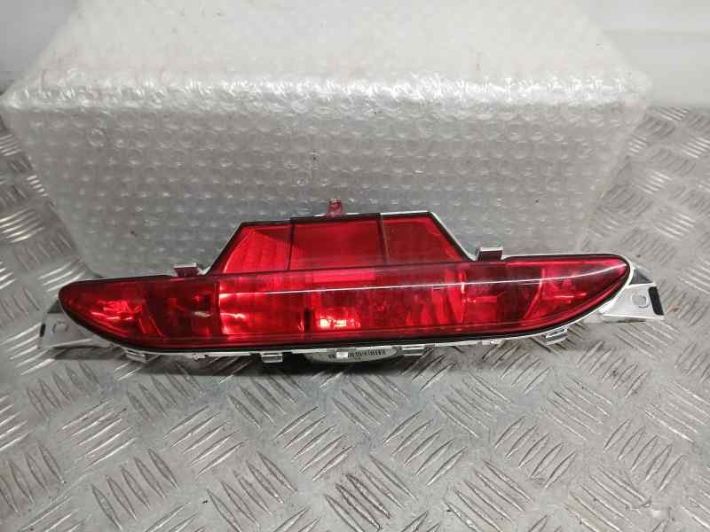 Recambio de piloto trasero central para peugeot 208 (p2) allure referencia OEM IAM 9674308980  PARAGOLPES ANTINIEBLAS