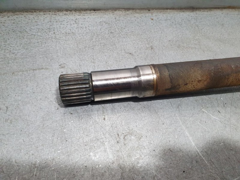 Recambio de transmision delantera derecha para peugeot 3008 allure referencia OEM IAM 9684135480  