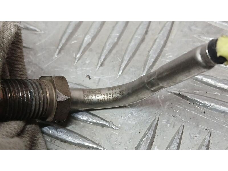 Recambio de sensor para ford tourneo courier (c4a) trend referencia OEM IAM MT7112B591BB  