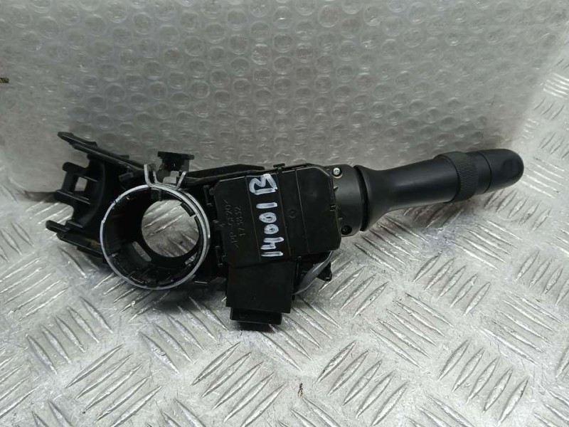 Recambio de mando luces para toyota avensis (t27) advance referencia OEM IAM 0519017F373  