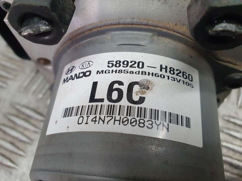 Recambio de abs para kia stonic (ybcuv) drive referencia OEM IAM 58920H8260  