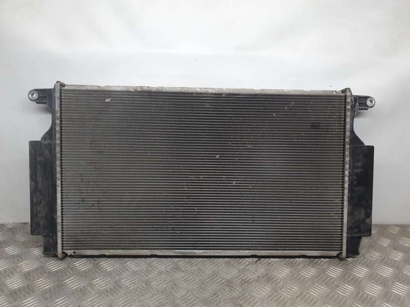 Recambio de radiador agua para toyota auris active referencia OEM IAM MF4221343082  