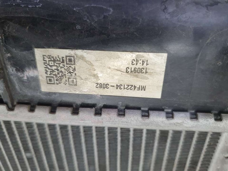 Recambio de radiador agua para toyota auris active referencia OEM IAM MF4221343082  