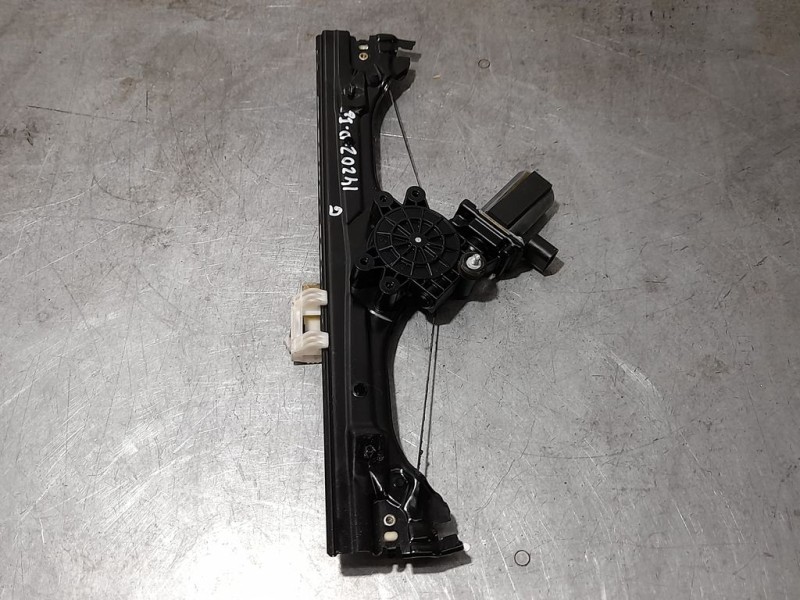 Recambio de elevalunas delantero izquierdo para fiat nuova 500 (150) lounge referencia OEM IAM 0052204608  ELECTRICO 2 PINES