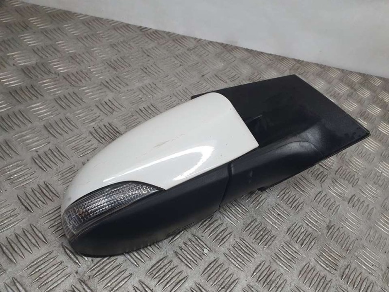 Recambio de retrovisor derecho para toyota auris active referencia OEM IAM 8791002640  ELECTRICO 9 CABLES