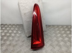 PILOTO TRASERO DERECHO 8200419967 SUPERIOR FALSO