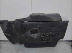 Recambio de tapa motor para toyota auris active referencia OEM IAM 126110R101  