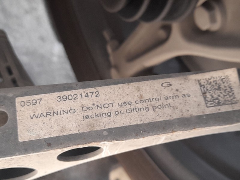 Recambio de brazo suspension inferior delantero izquierdo para opel astra k sports tourer (b16) 1.6 cdti (35) referencia OEM IAM