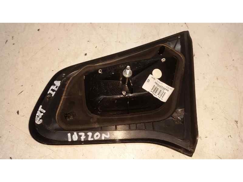 Recambio de piloto trasero izquierdo para citroën c3 lx referencia OEM IAM  FALSO INTERIOR