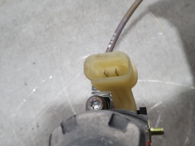 Recambio de elevalunas trasero derecho para kia stonic (ybcuv) drive referencia OEM IAM 83460H8000 F00S1W2198 BOSCH ELELECTRICO 