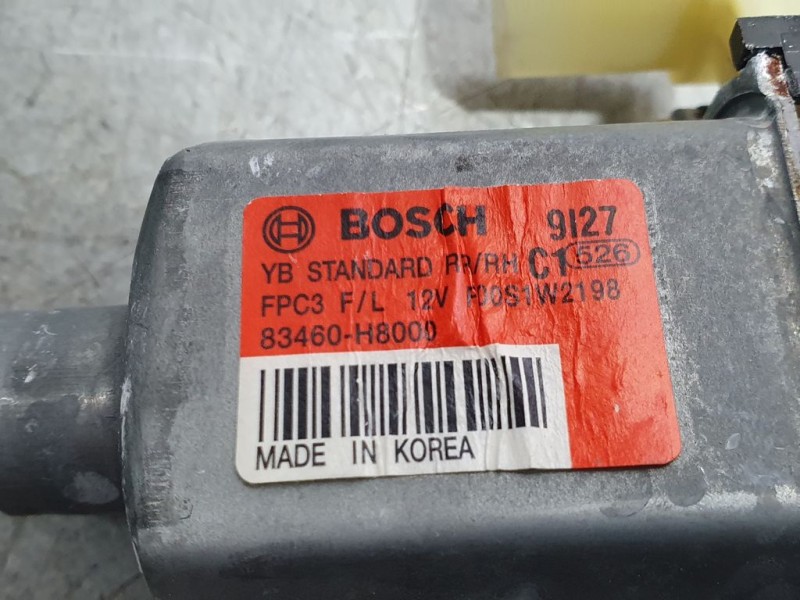 Recambio de elevalunas trasero derecho para kia stonic (ybcuv) drive referencia OEM IAM 83460H8000 F00S1W2198 BOSCH ELELECTRICO 