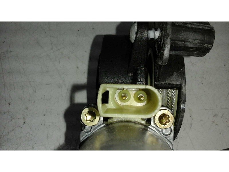 Recambio de elevalunas delantero derecho para ford fiesta (cbk) 1.4 tdci cat referencia OEM IAM  2 PINS ELECTRICO