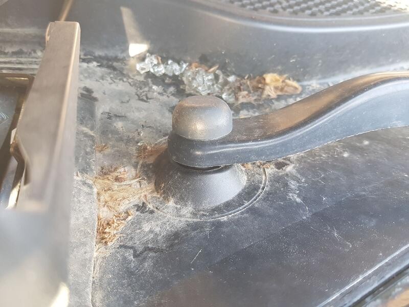 Recambio de motor limpia delantero para peugeot 208 ii (ub_, up_, uw_, uj_) 1.2 puretech 100 referencia OEM IAM 9824784980  