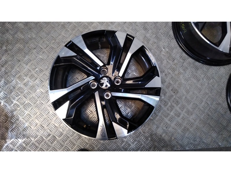 Recambio de juego llantas aluminio para peugeot 2008 (p1) allure referencia OEM IAM 6.5X17 4 TORN ET32 ALUMINIO 