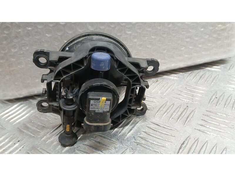 Recambio de faro antiniebla izquierdo para dacia sandero stepway essential referencia OEM IAM 261500097R valeo 89208691