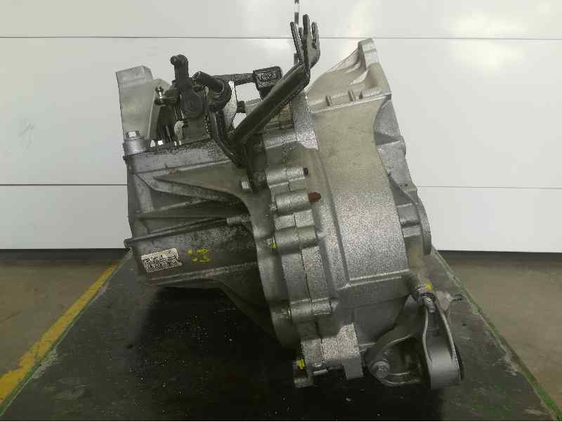 Recambio de caja cambios para ford c-max (cb3) ghia referencia OEM IAM 6M5R7002ZB 071107 5VELOCIDADES