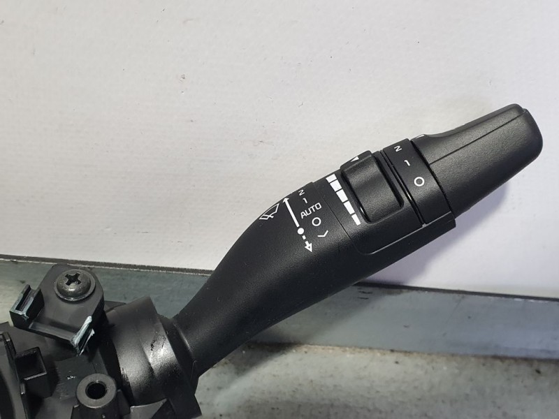 Recambio de mando luces y limpia para kia stonic (ybcuv) drive referencia OEM IAM 93404H8960  