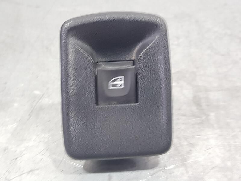 Recambio de mando elevalunas trasero derecho para dacia sandero stepway essential referencia OEM IAM 809609748R  