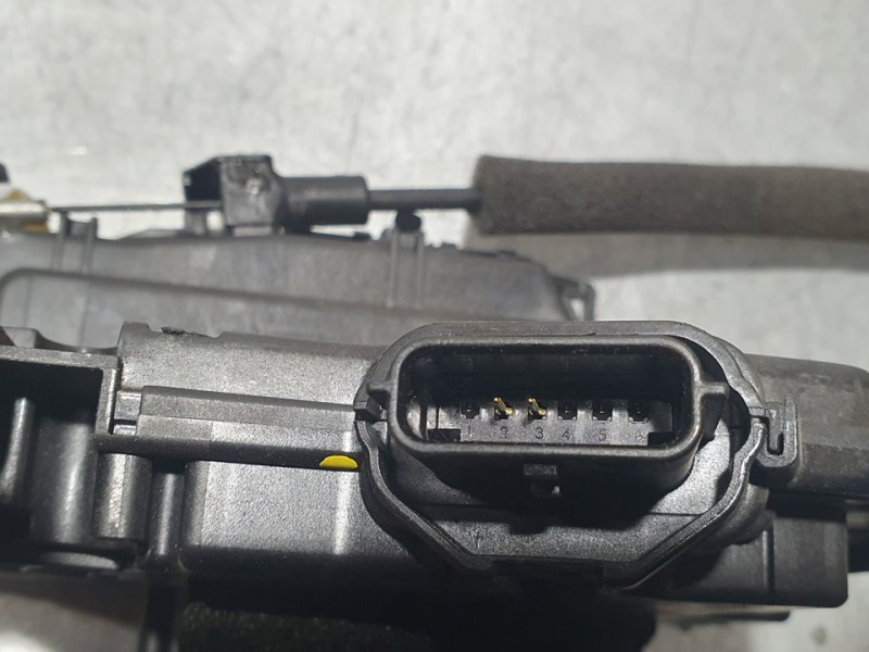 Recambio de cerradura puerta trasera derecha para nissan micra v (k14) acenta referencia OEM IAM 825005FA0A 40729134 2 PINES