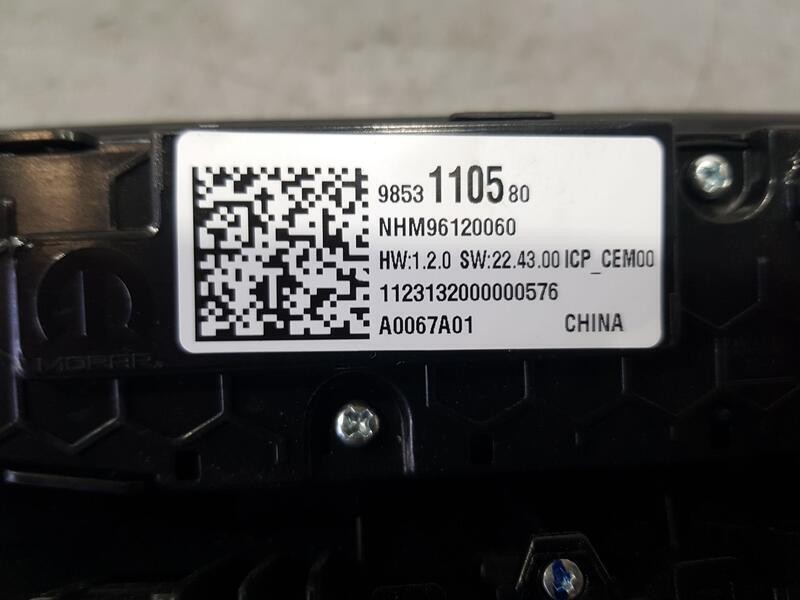 Recambio de mando multifuncion para opel corsa f (p2jo) 1.2 (68) referencia OEM IAM 9853110580  INFOENTRETENIMIENTO