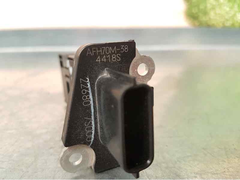 Recambio de caudalimetro para nissan micra (k13) acenta referencia OEM IAM 226807S000 AFH70M38 