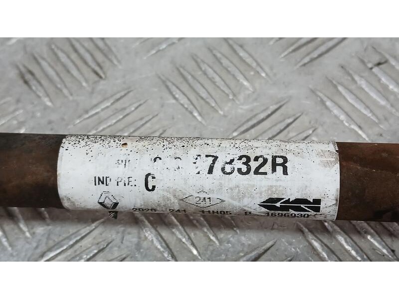 Recambio de transmision delantera izquierda para dacia sandero stepway essential referencia OEM IAM 391017832R  