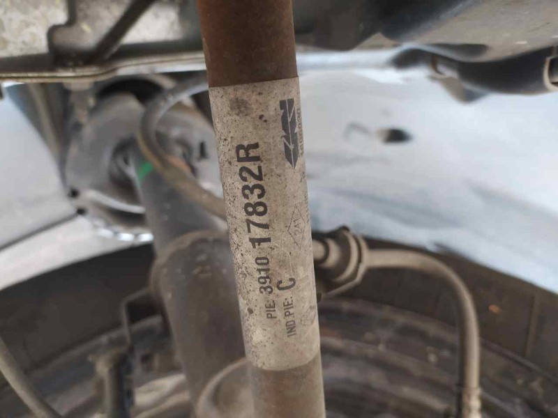 Recambio de transmision delantera izquierda para dacia sandero stepway essential referencia OEM IAM 391017832R  