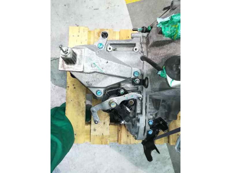 Recambio de caja cambios para nissan micra (k13) acenta referencia OEM IAM JH3195 099868 5VELOCIDADES