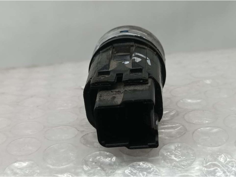 Recambio de boton start/stop para ford fiesta (ccn) trend referencia OEM IAM AV1T03L0B  