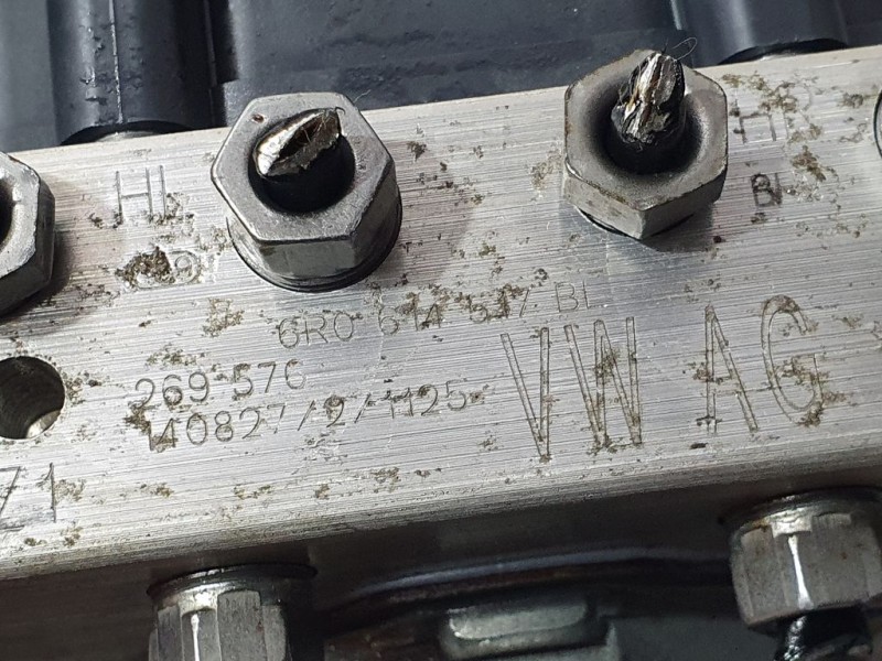 Recambio de abs para seat ibiza (6j5) reference referencia OEM IAM 6R0614517BL 269476 BOSCH