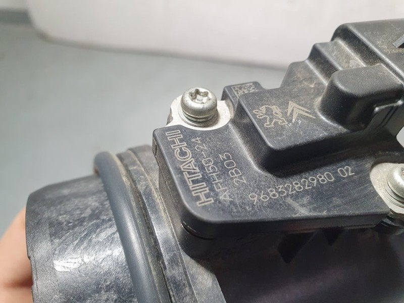 Recambio de caudalimetro para citroën c4 picasso exclusive referencia OEM IAM 9683282980 AFH5024 HITACHI