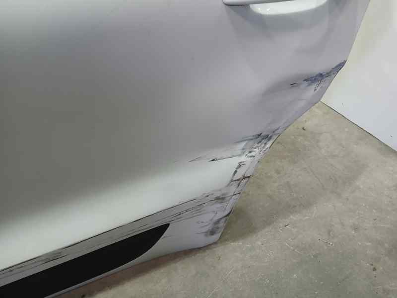 Recambio de puerta trasera izquierda para porsche macan (typ ) s diesel referencia OEM IAM 95B833021B  MUY TOCADA