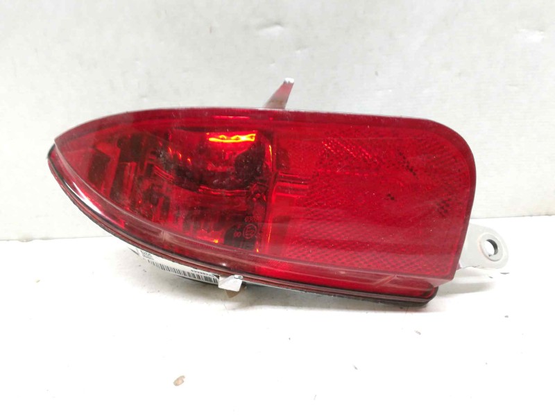 Recambio de faro antiniebla trasero izquierdo para opel corsa c 1.3 16v cdti cat (z 13 dt / ln9) referencia OEM IAM 13118662  