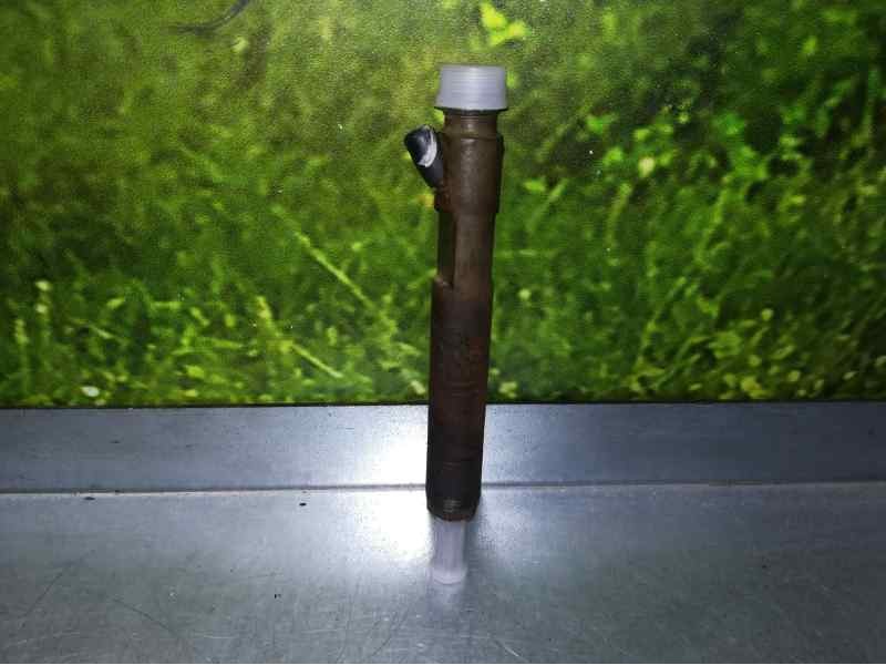 Recambio de inyector para ford focus berlina (cak) trend referencia OEM IAM JBB01702D  LUCAS