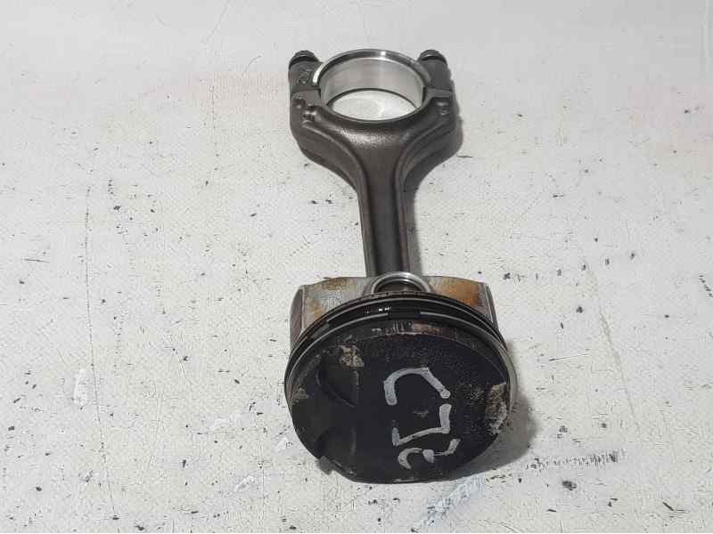 Recambio de biela para volkswagen polo (6c1) 1.2 tsi referencia OEM IAM   