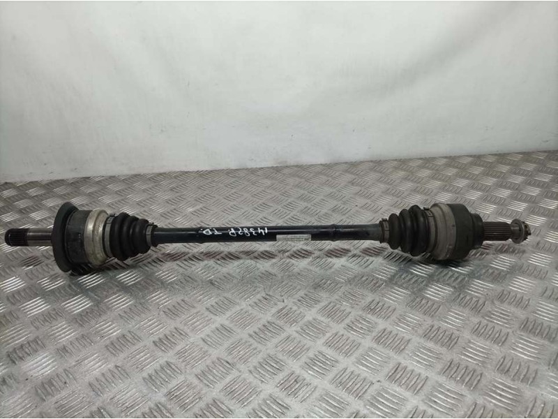 Recambio de transmision trasera derecha para bmw serie 1 lim. (f20/f21) 116d referencia OEM IAM 8680348AI  